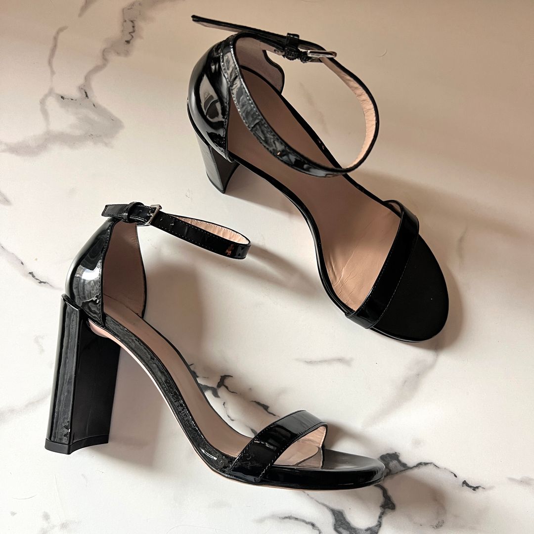 Walkway Black Patent Leather Block Heels Sandals