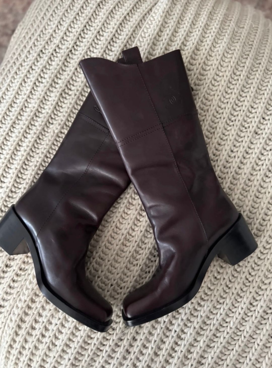 Chanel 2014 Interlocking CC Logo Riding Boots