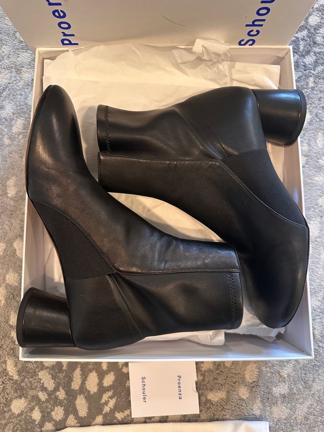 Glove boots