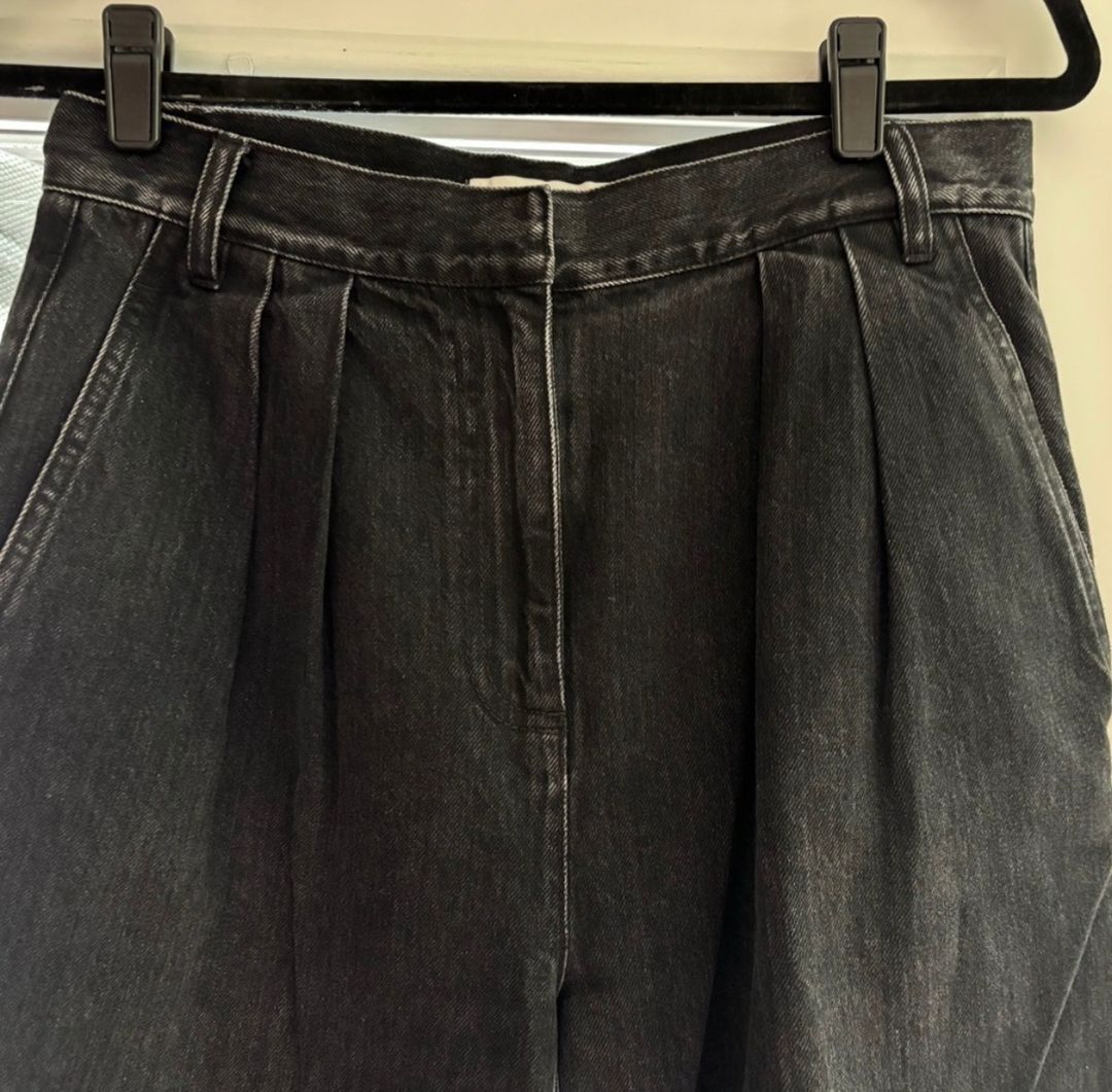 Black Denim Stella's in 26 Regular length with snaps