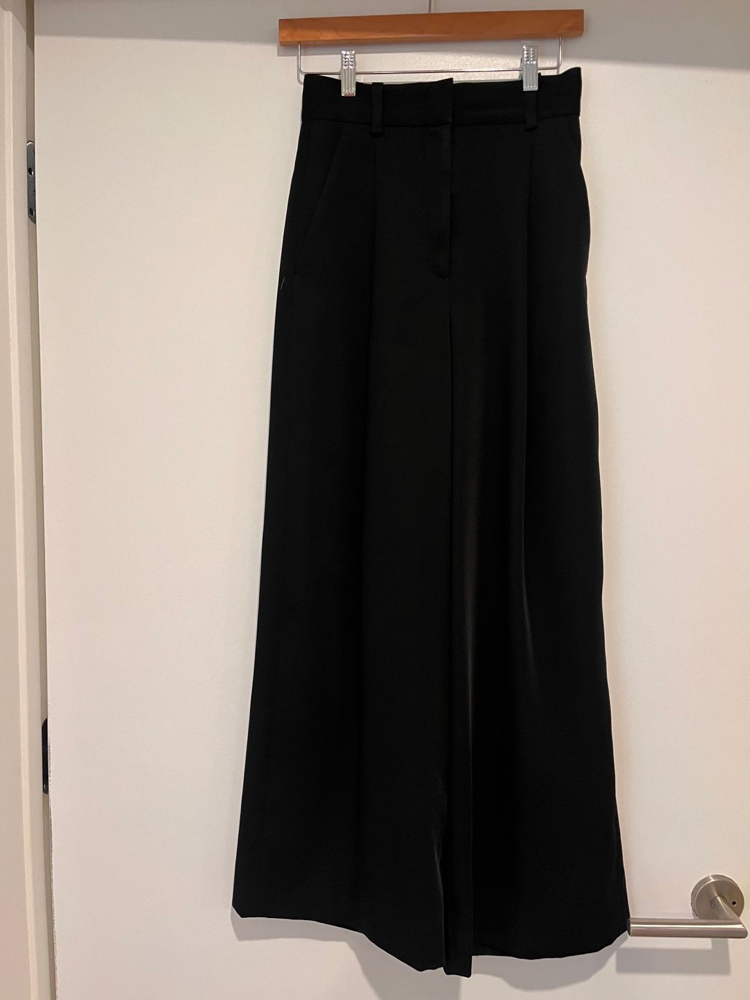 COS Highwaisted Wideleg Trousers