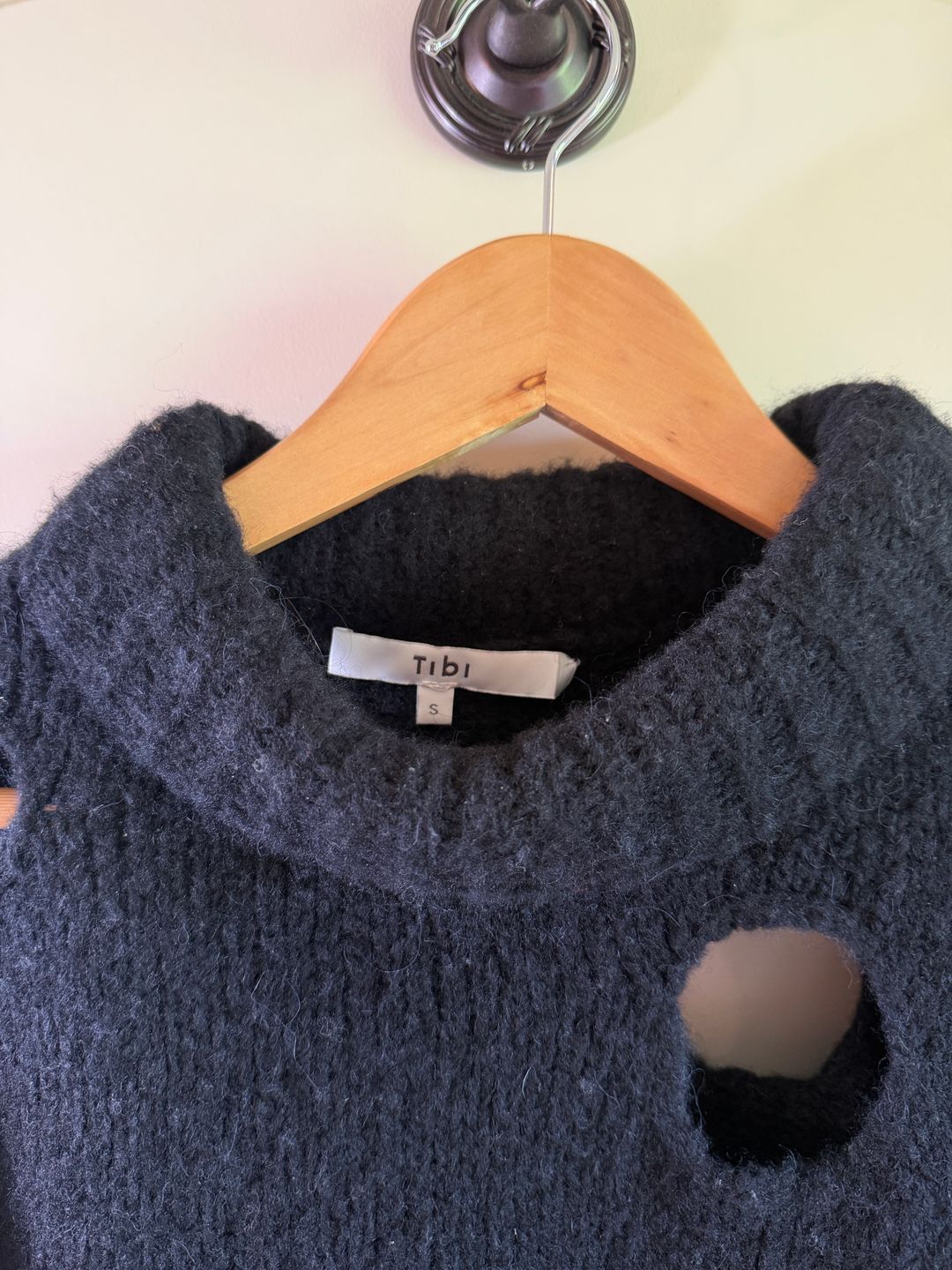 Trou Trou Alpaca Sweater