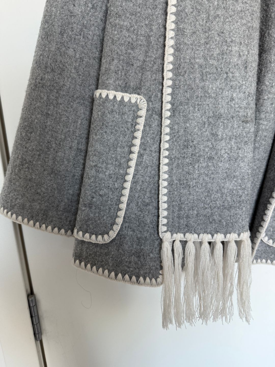 Embroidered scarf jacket light grey mélange