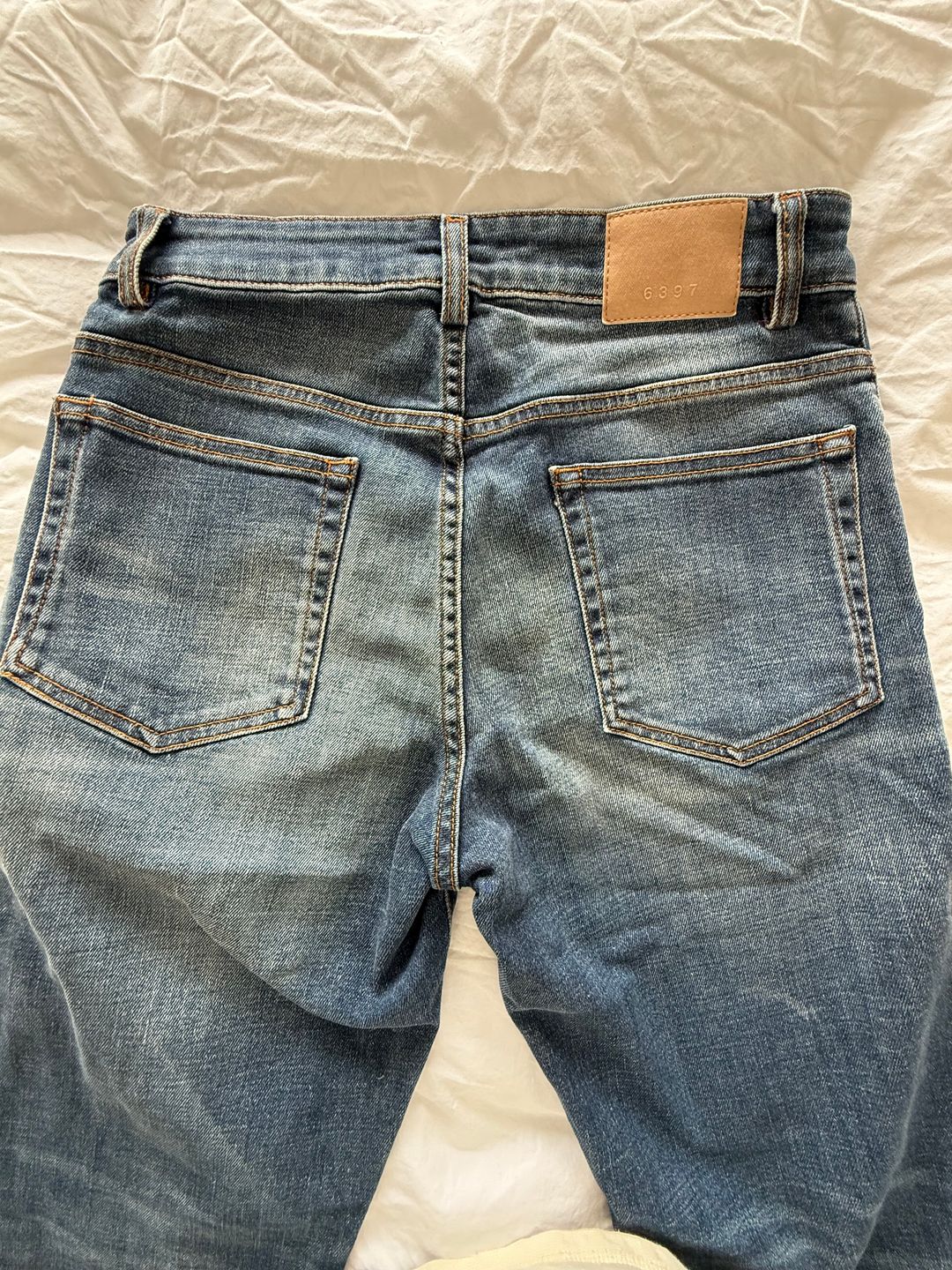 Cropped denim