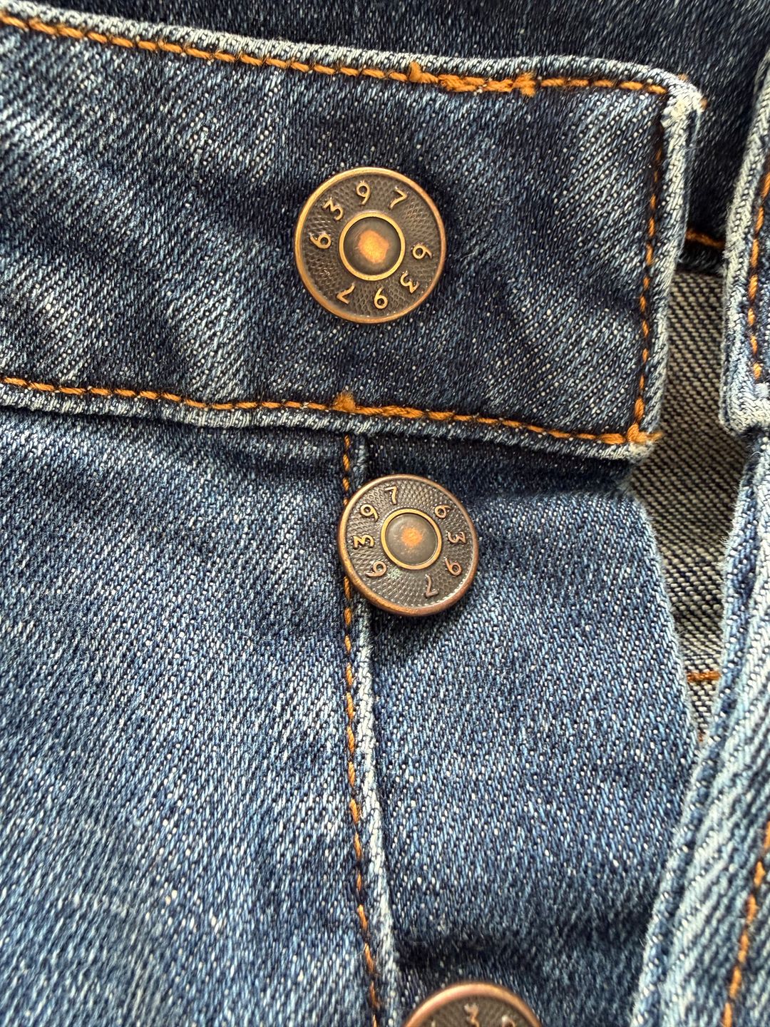 Cropped denim