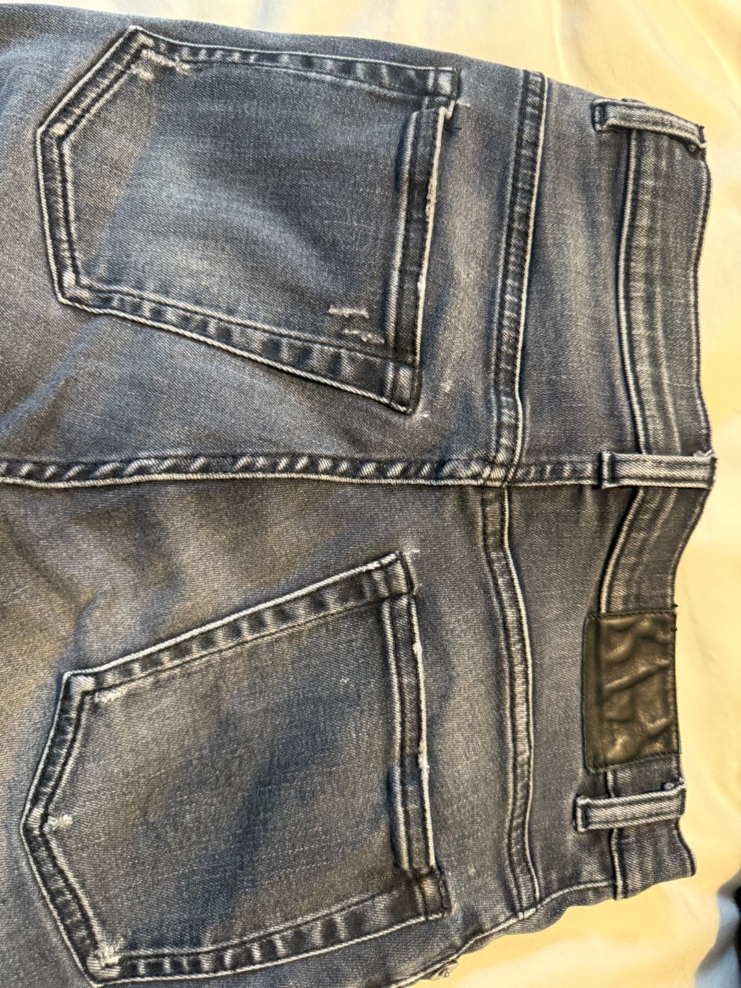 Mid rise skinny leg jeans 