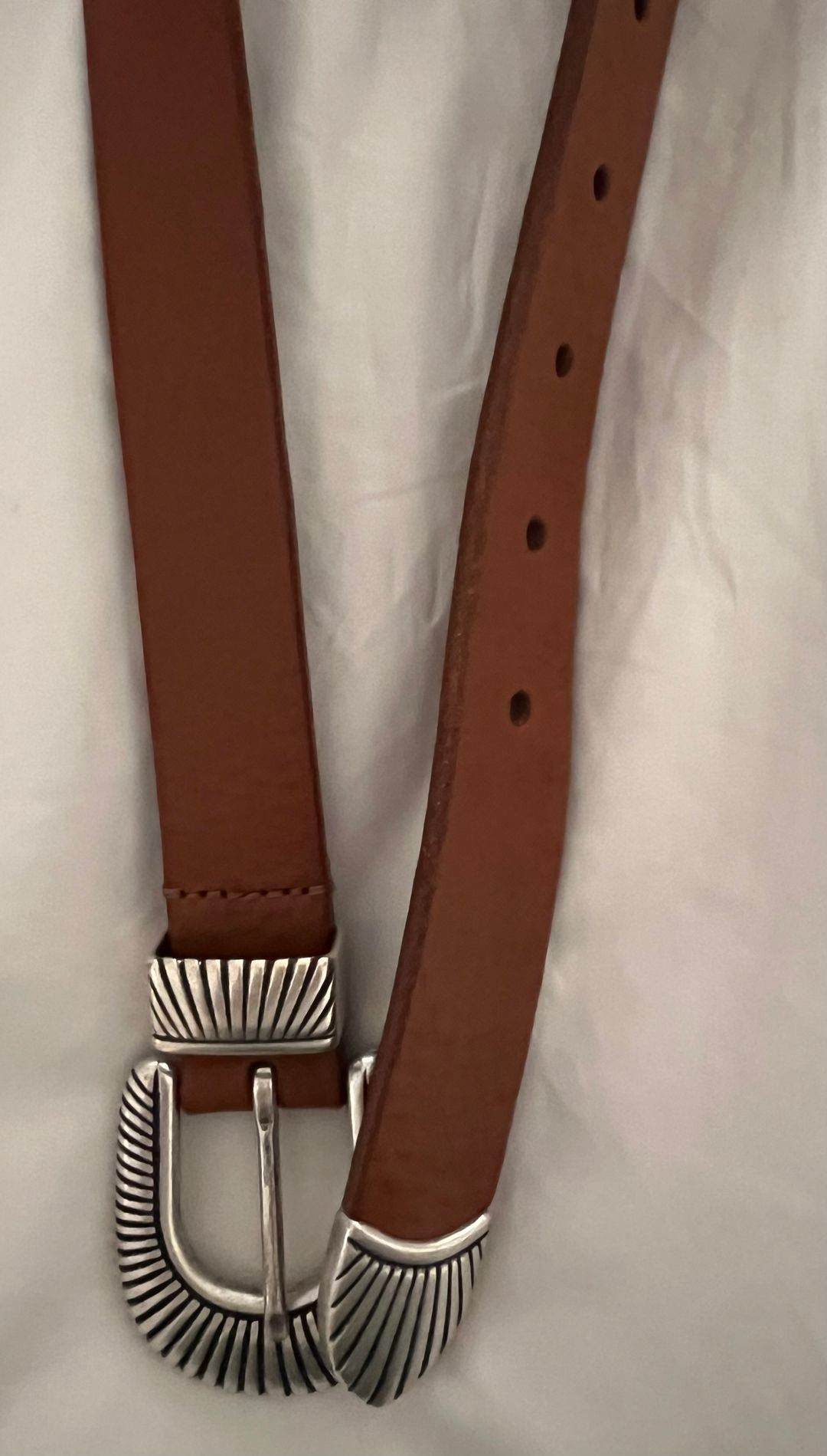 2.5 cm brown leather cowboy belt with detailed silver hardware