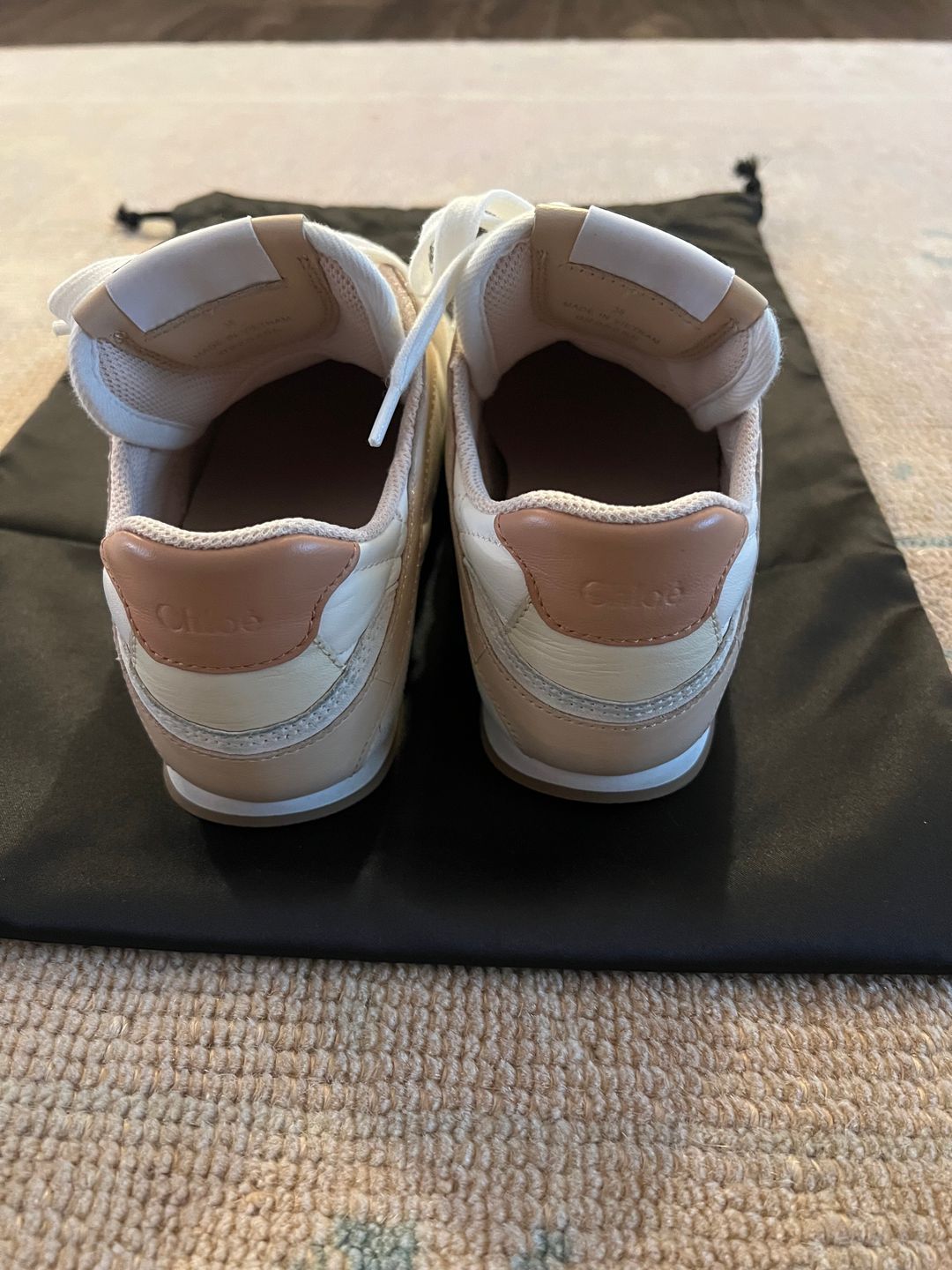 Leather Kick Low-Top Sneakers