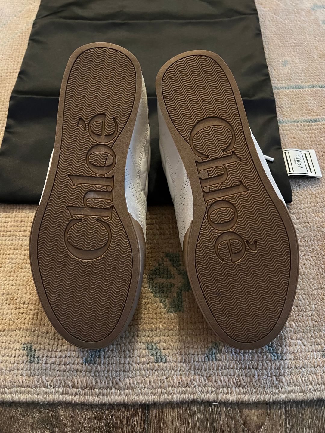 Leather Kick Low-Top Sneakers