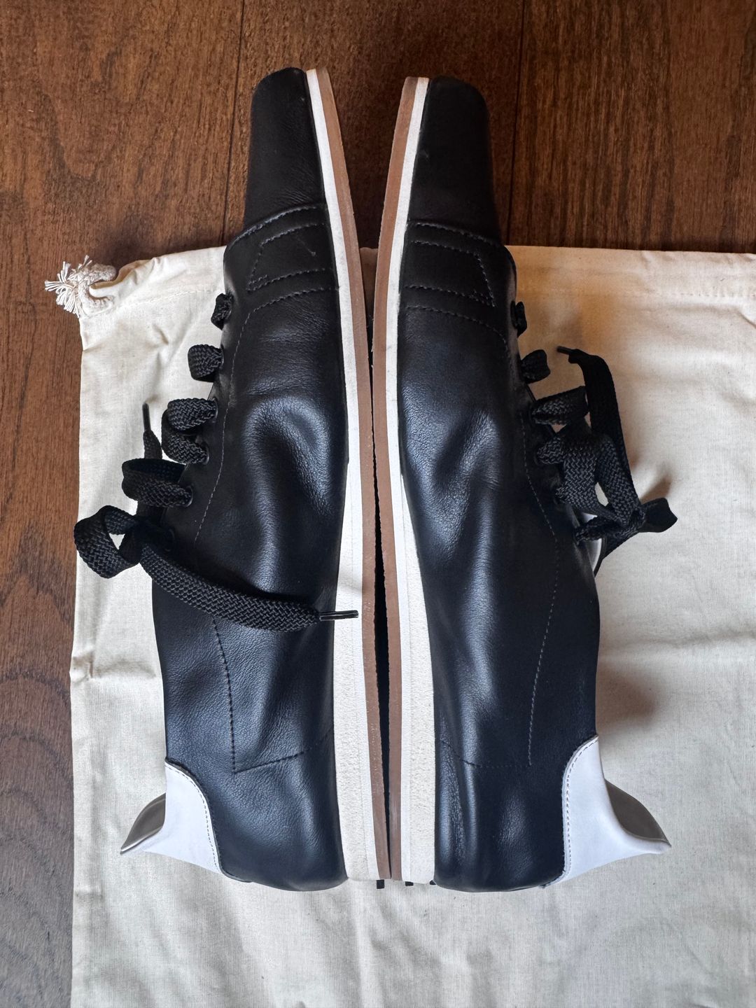 Seth Sneaker
