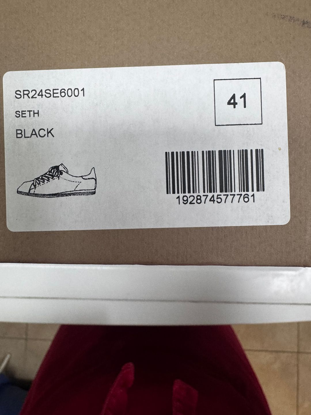 Seth Sneaker