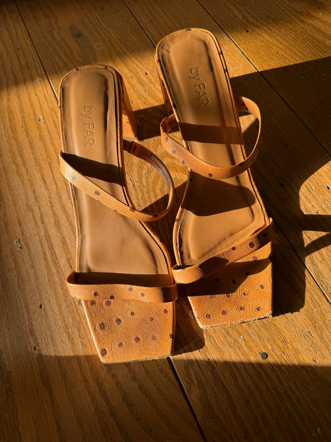 TANYA NUDE OSTRICH EMBOSSED LEATHER