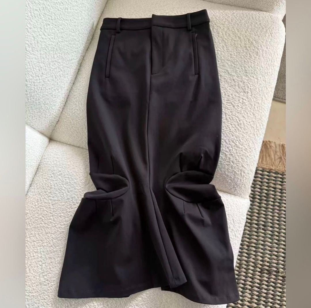 Compact Ultra Stretch Knit Sculpted Meir Trouser Skirt