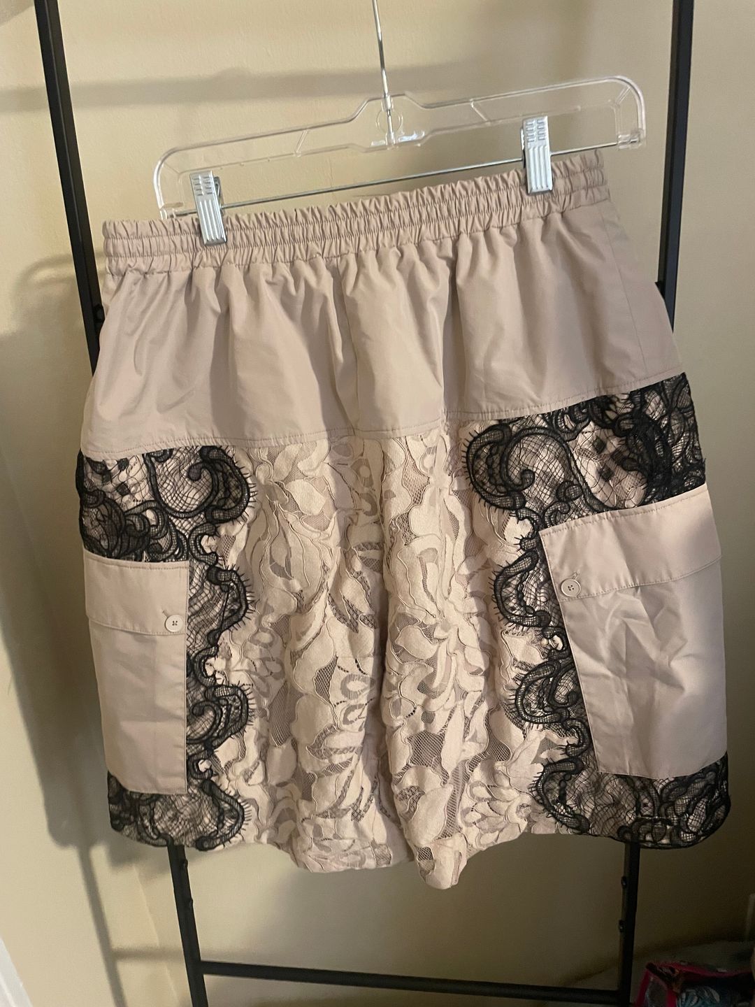 Corded Leaf Lace Basketball Short
