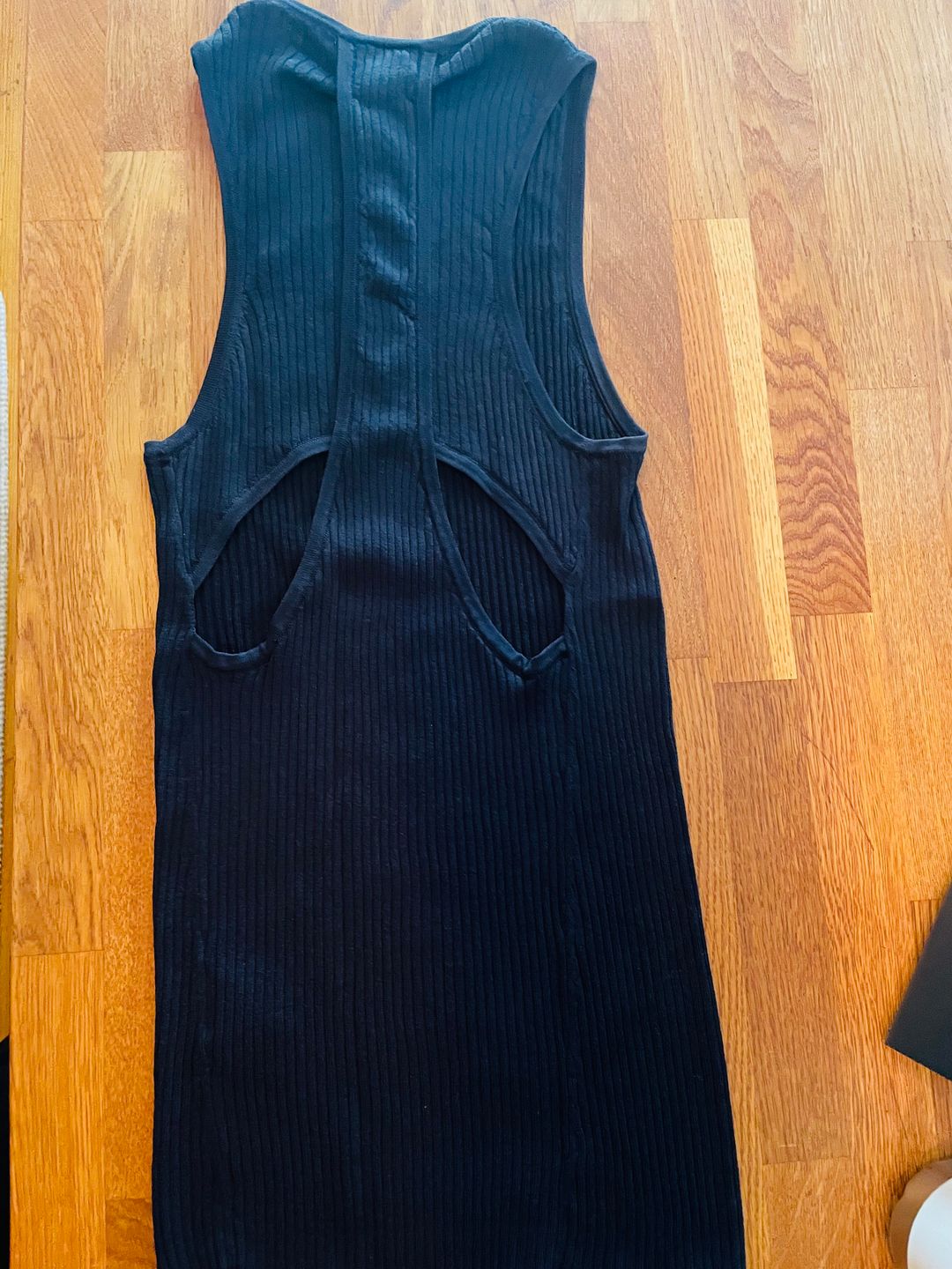 Navy Ribbed Cut Out Back Sweaater