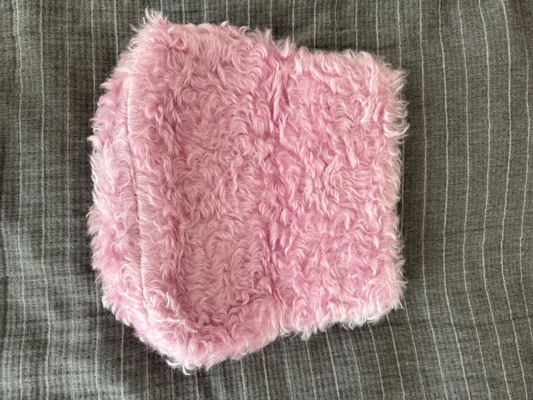 Faux-fur clutch