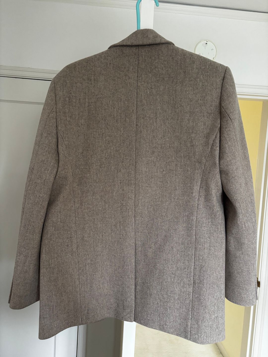 Unisex New Classic 2 Button Wool Blazer (Oatmeal Herringbone