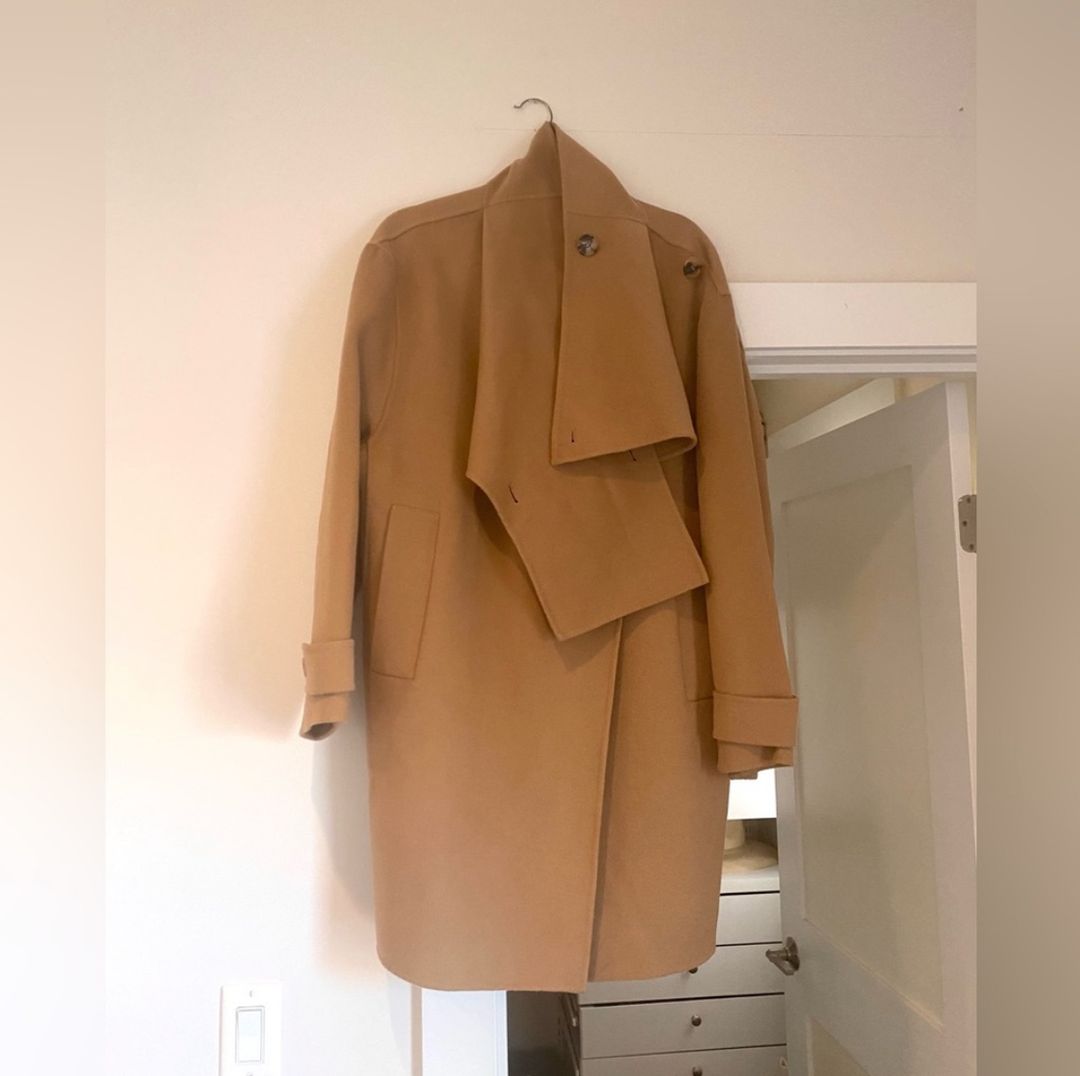 NWT JW Anderson SHORT SCARF COAT in neutrals