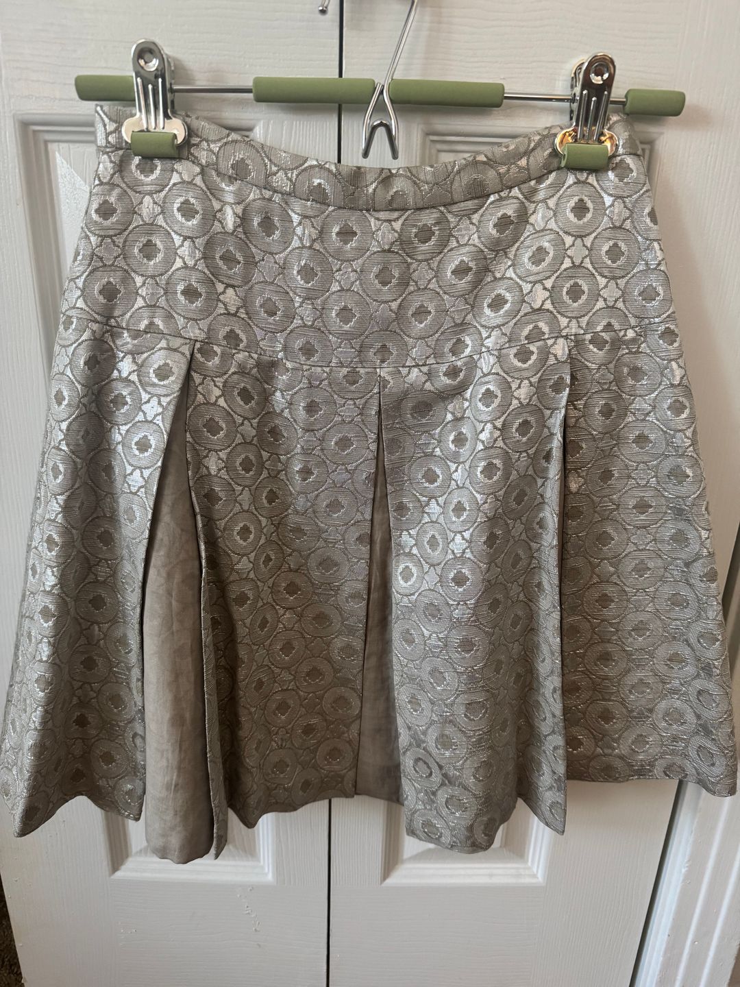 Silver Metallic Skirt / Above Knee