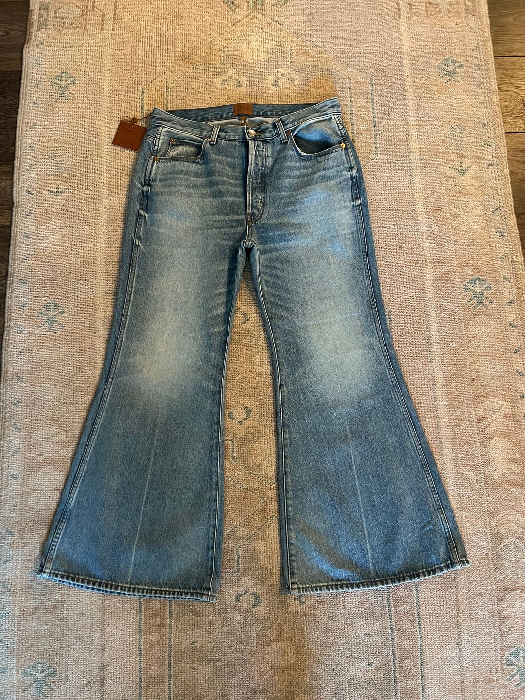 The Bell Crop in bleached indigo