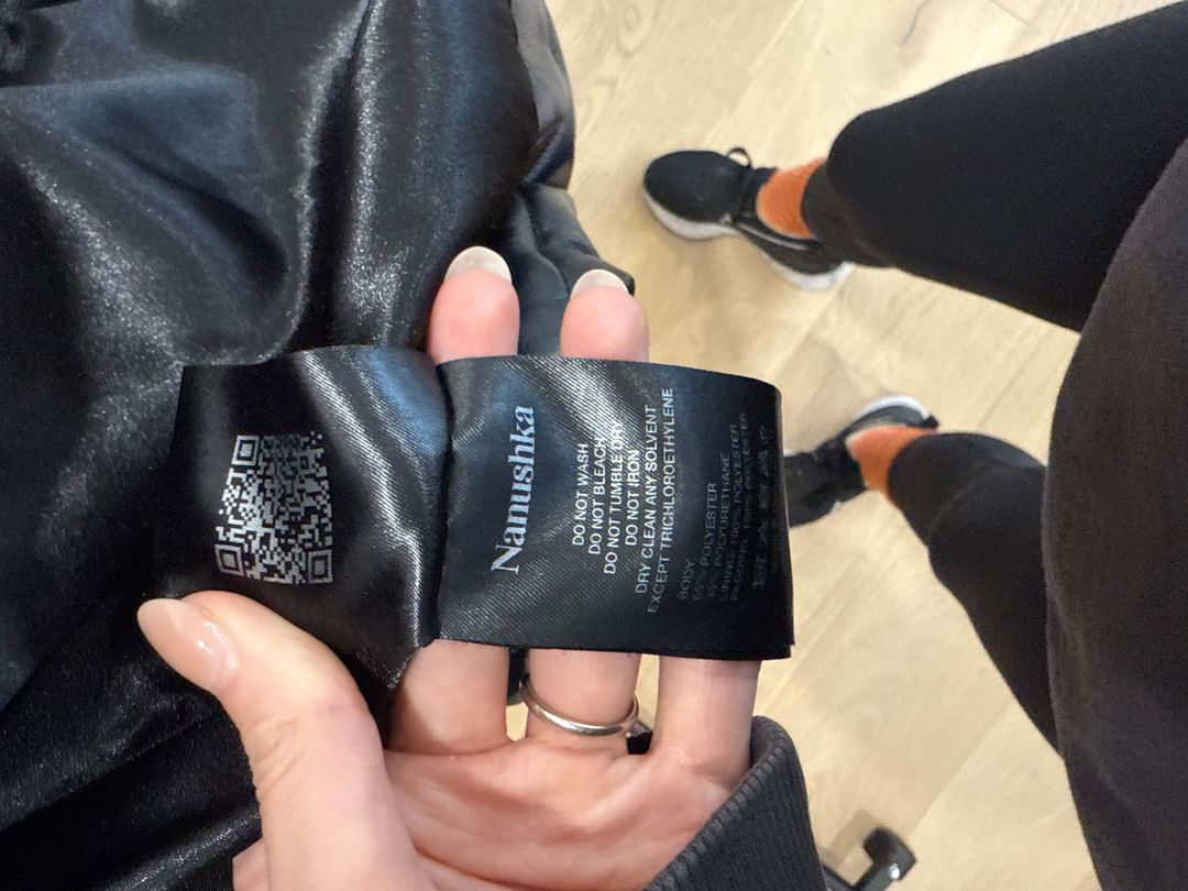 Hide - Okobor™ Alt-Leather Puffer Jacket - Black