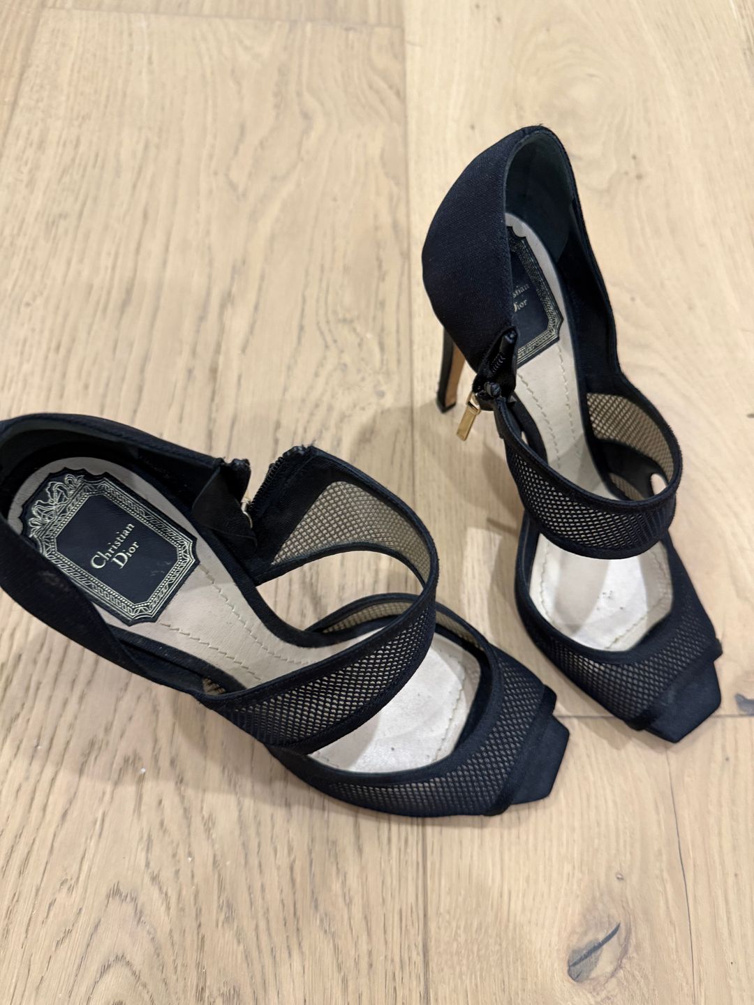 High Heel Mesh Black Pumps