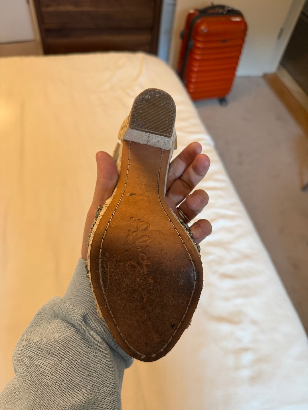 NWT Alice + Olivia Crystal off white peep toe heel with ankle strap 