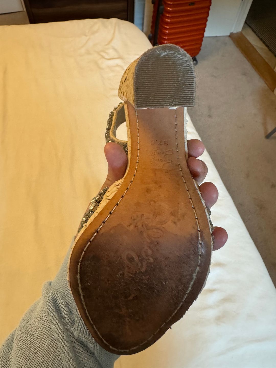 NWT Alice + Olivia Crystal off white peep toe heel with ankle strap 