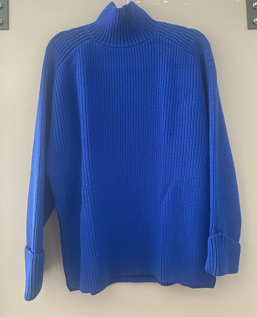 100% Wool Chunky Turtleneck Sweater