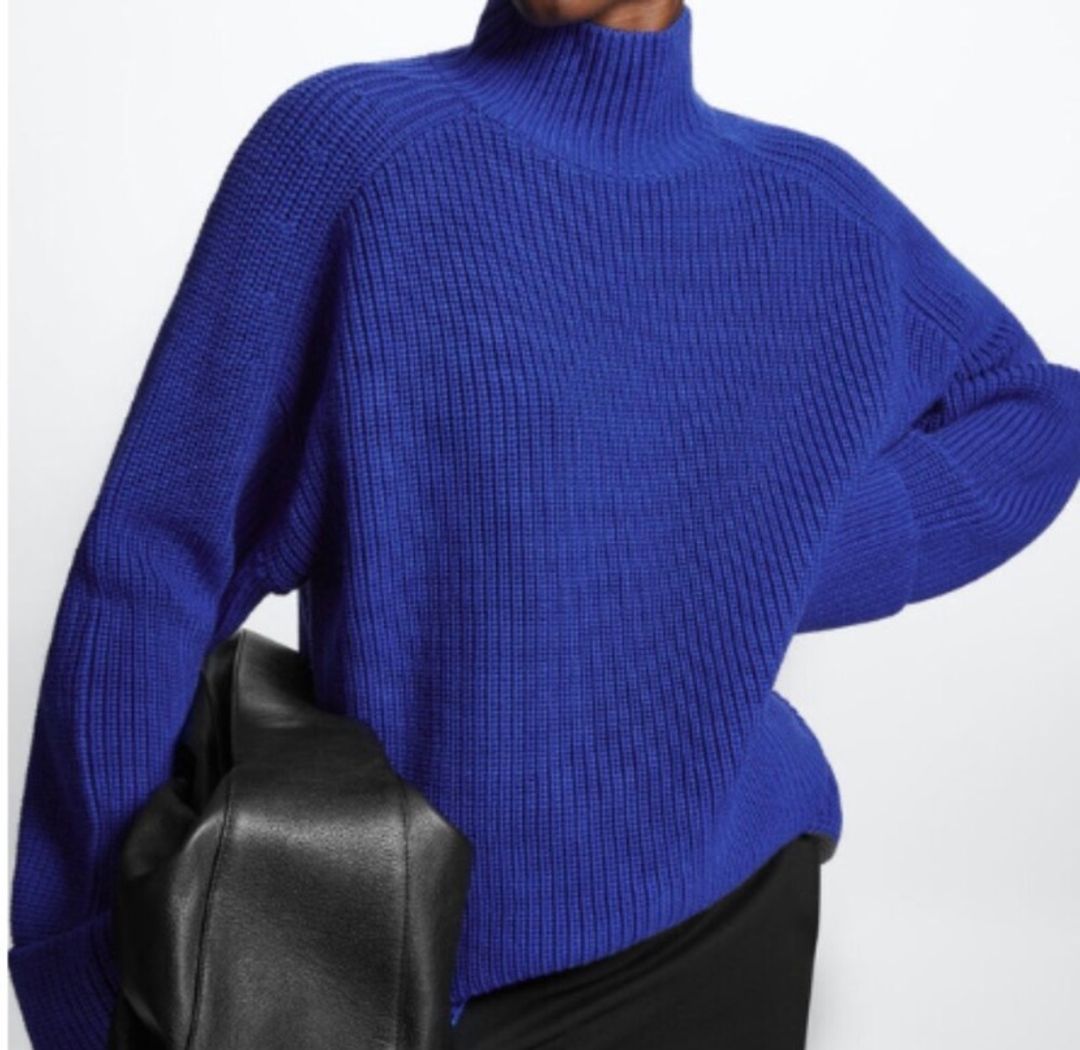 100% Wool Chunky Turtleneck Sweater