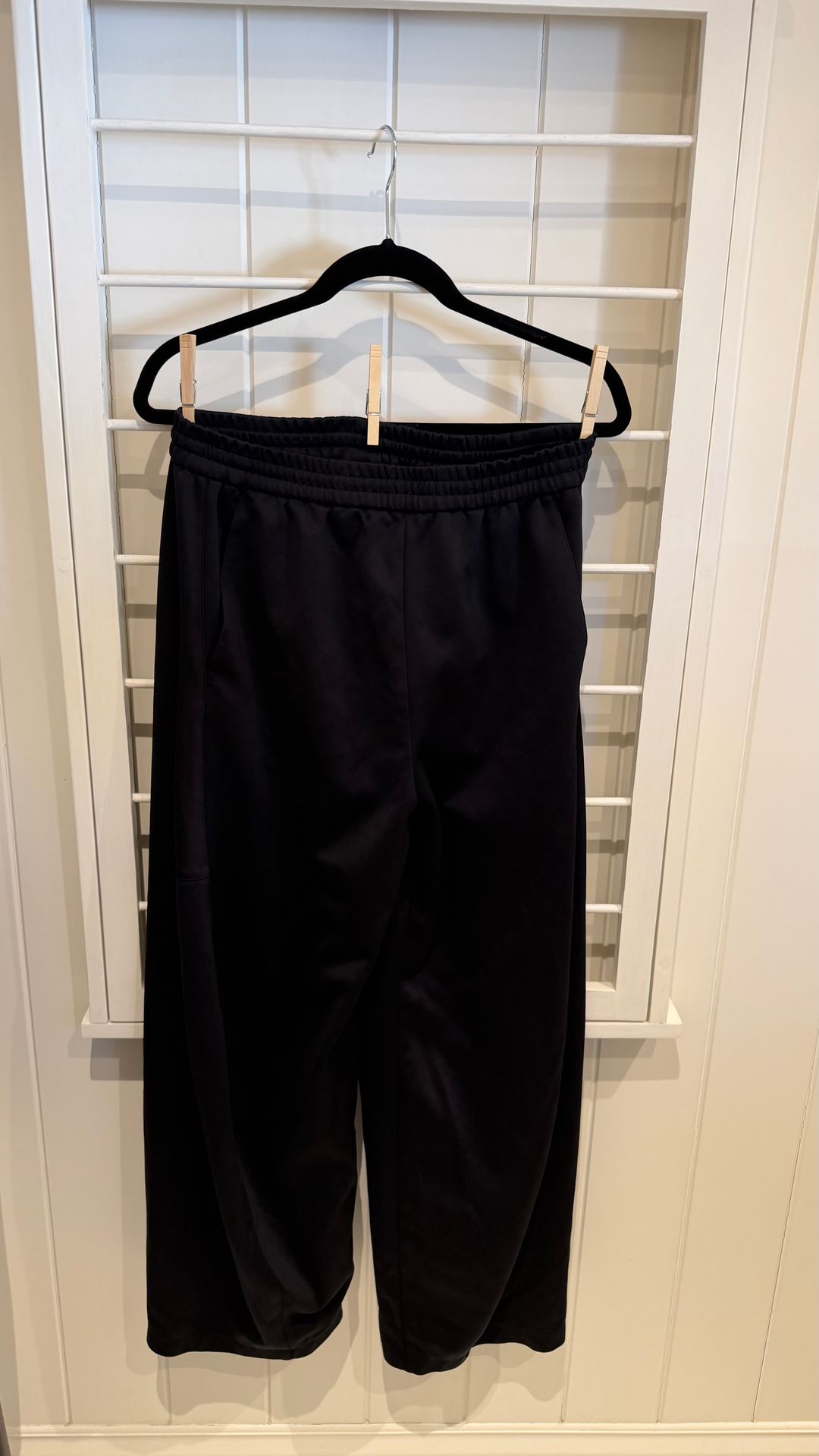 Active Knit Wide Leg Pull On Pant