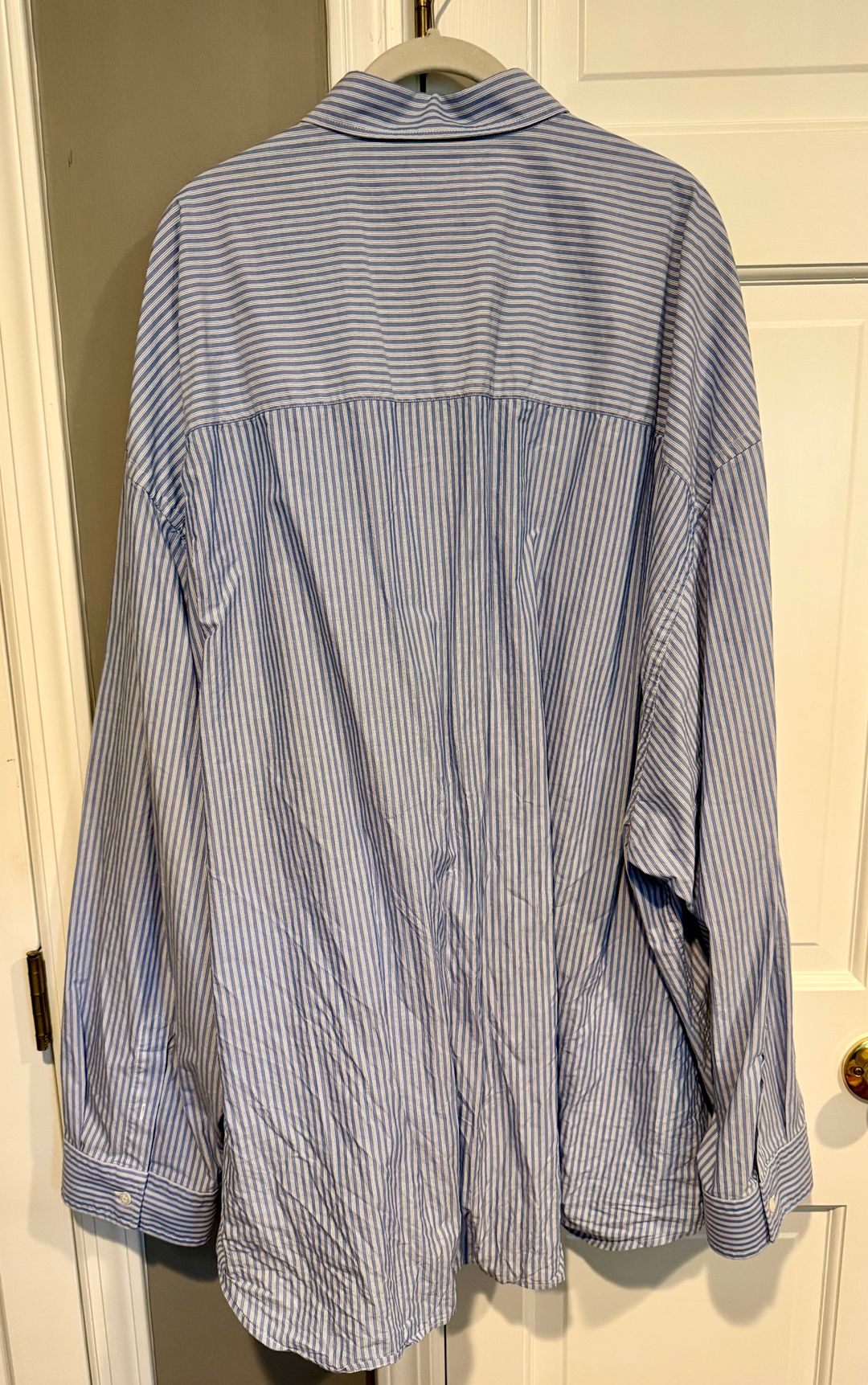 Long Sleeve Knotted Shirt
