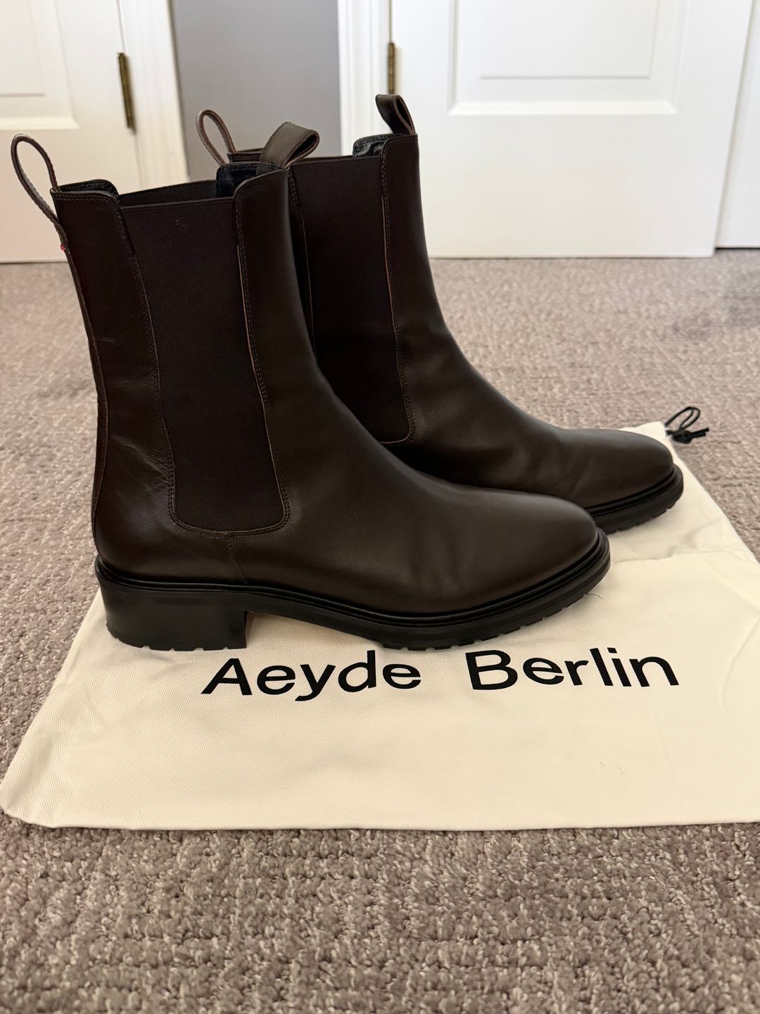 Jack Chelsea Boots