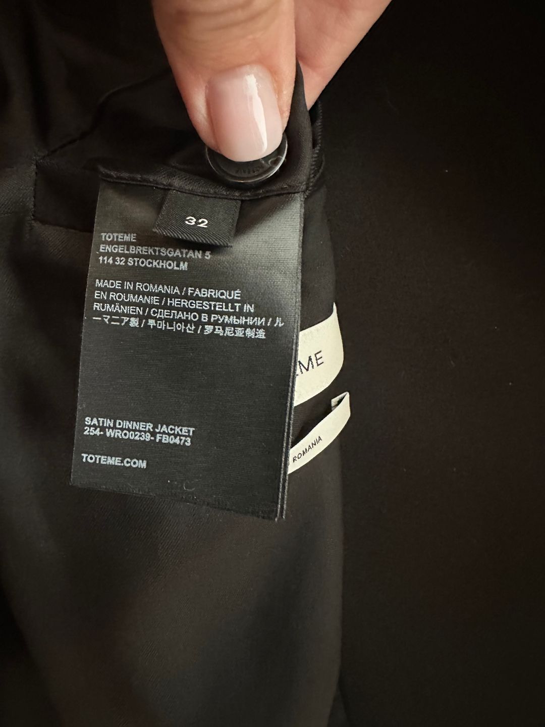 Satin dinner jacket black