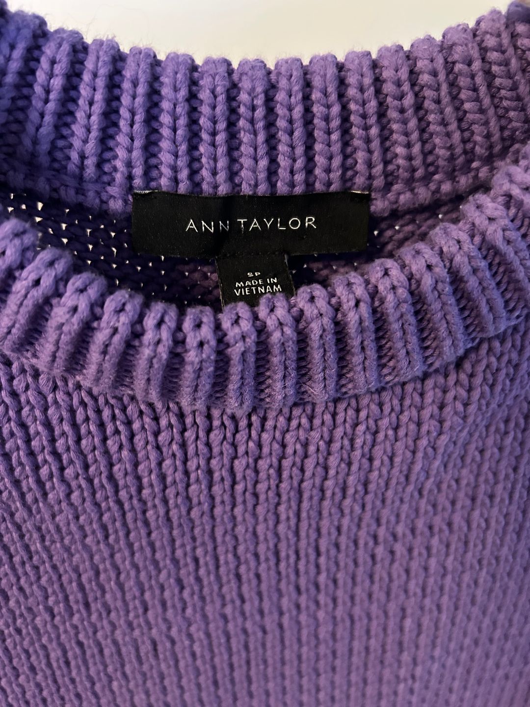 Purple knitted sleeveless sweater