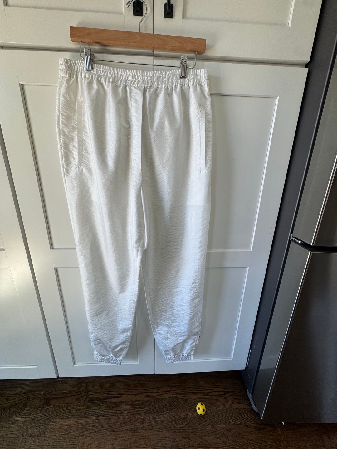 Crispy Nylon Kat Jogger