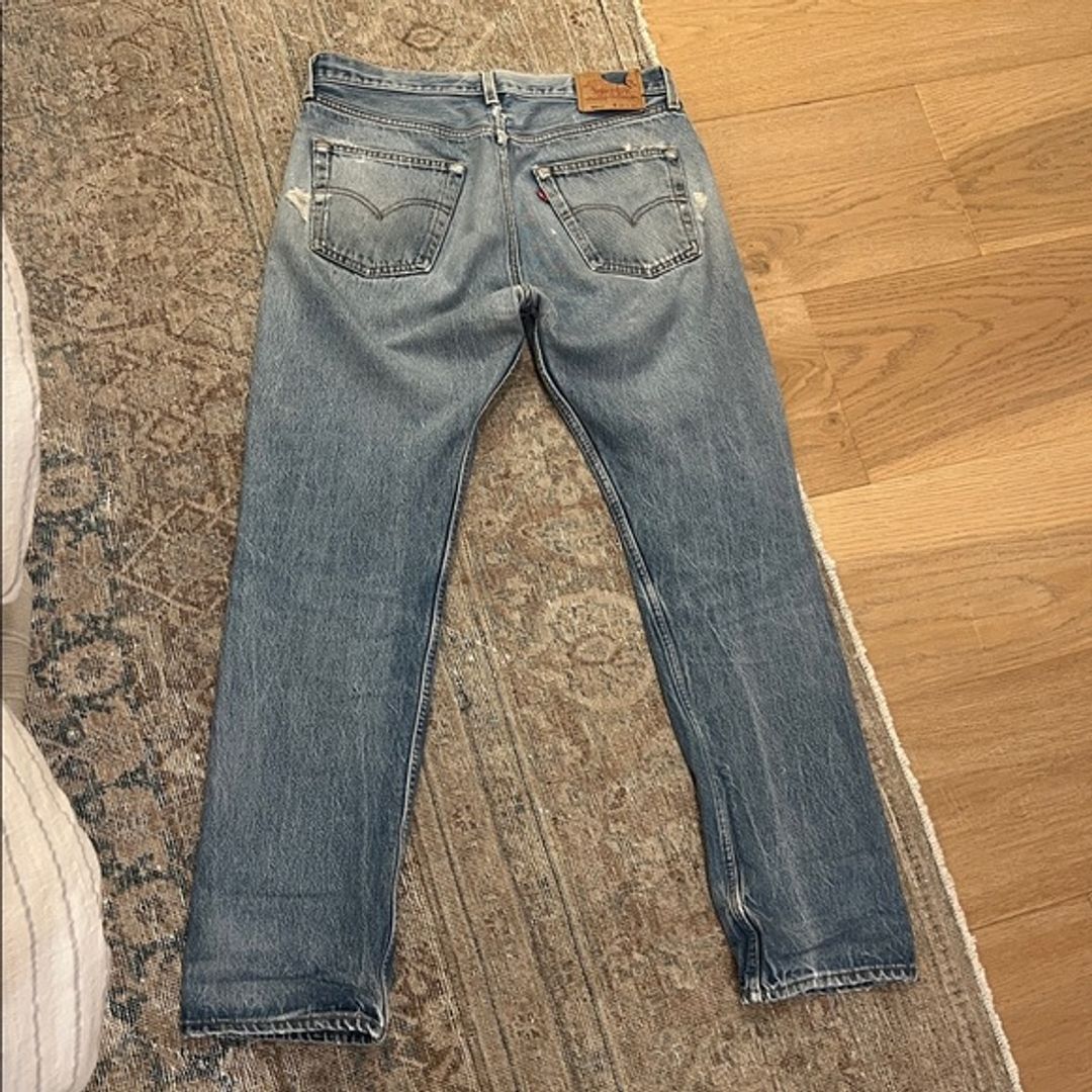 Levis Vintage Distressed Jeans