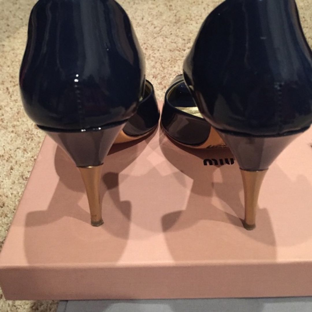 Miu Miu Vernice Gold Bluette Navy Patent Leather