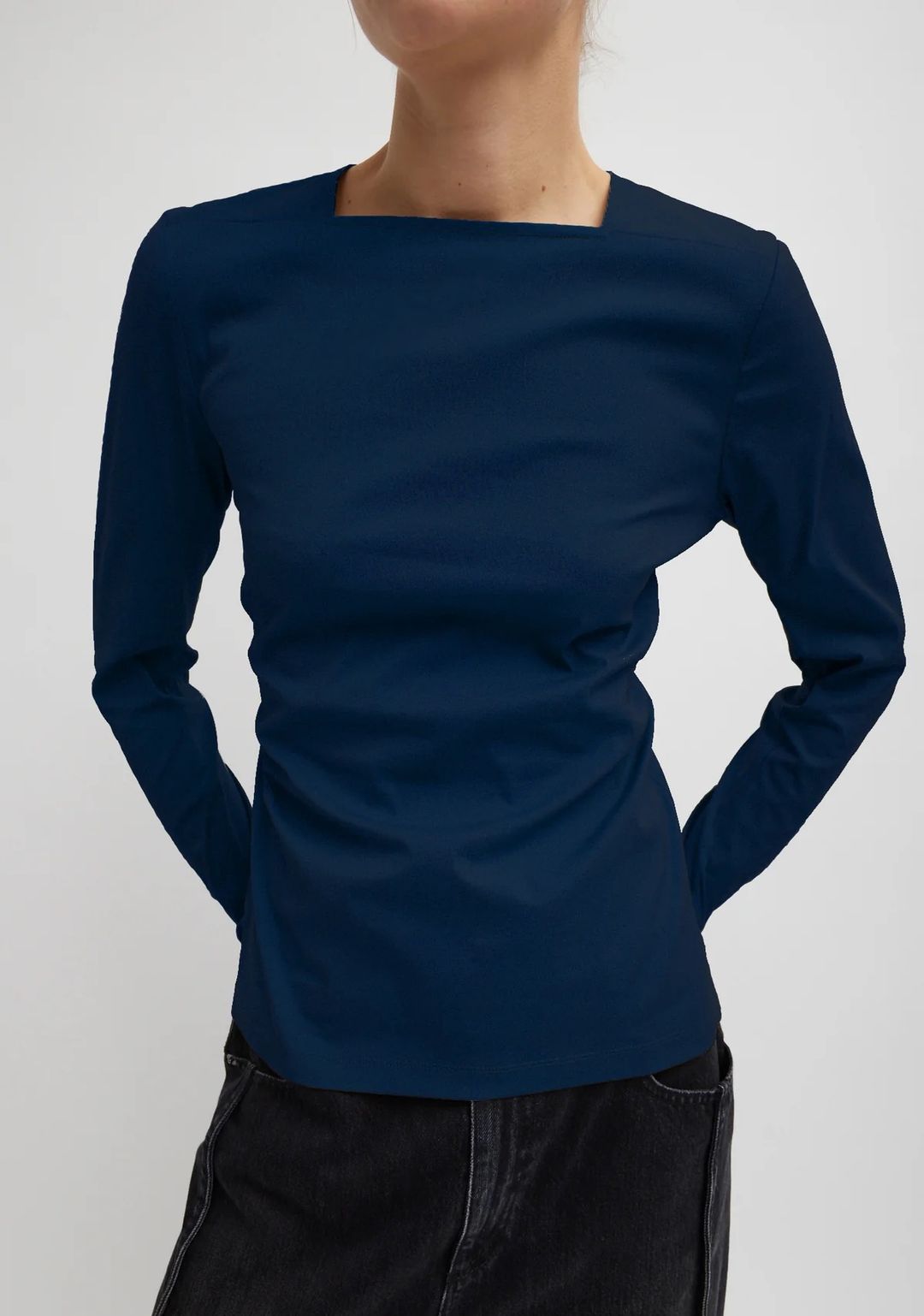 Stretch Cotton Nylon Square Neck Slim Circular Sleeve Top
