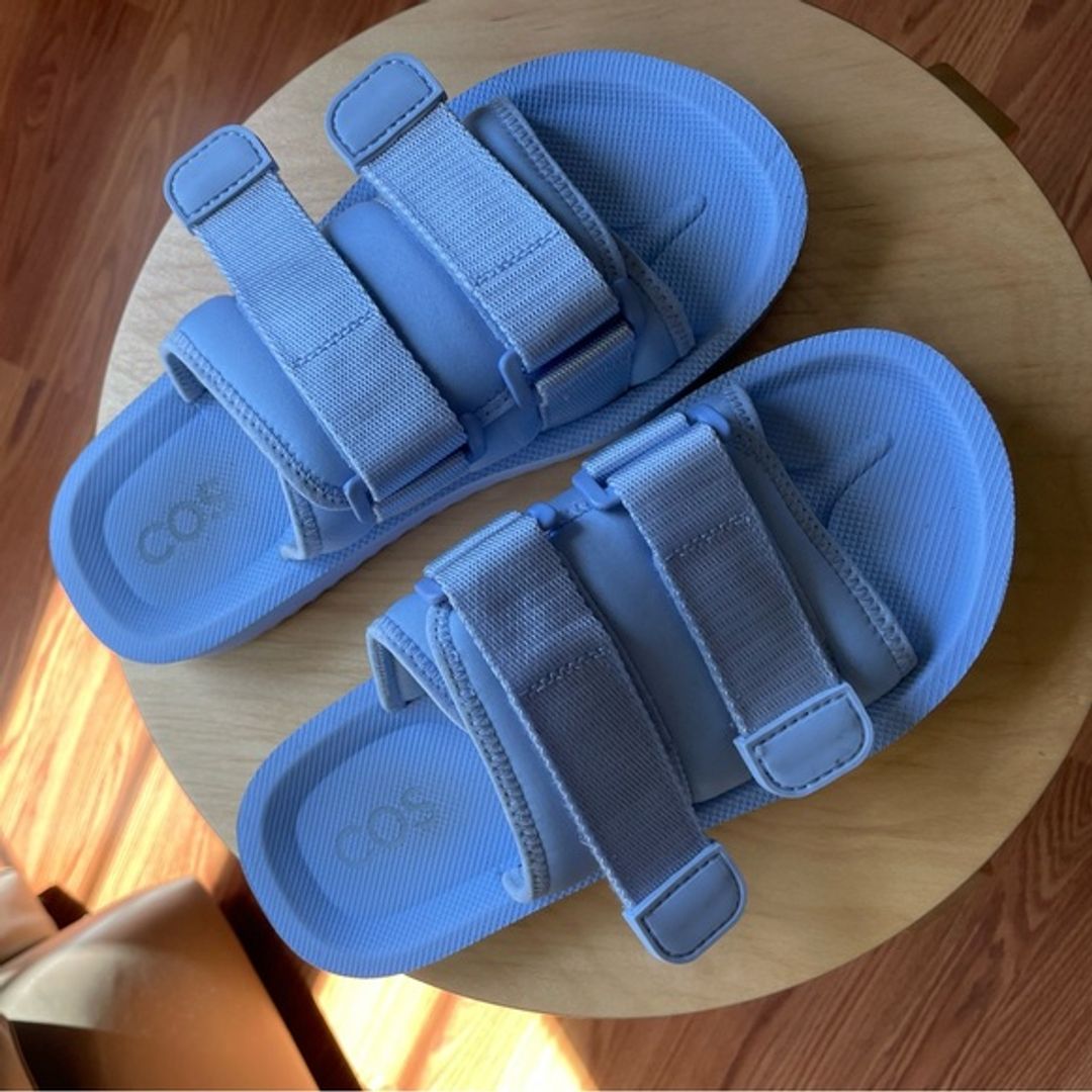 COS Multi-Strap Blue Slides (Size 9)