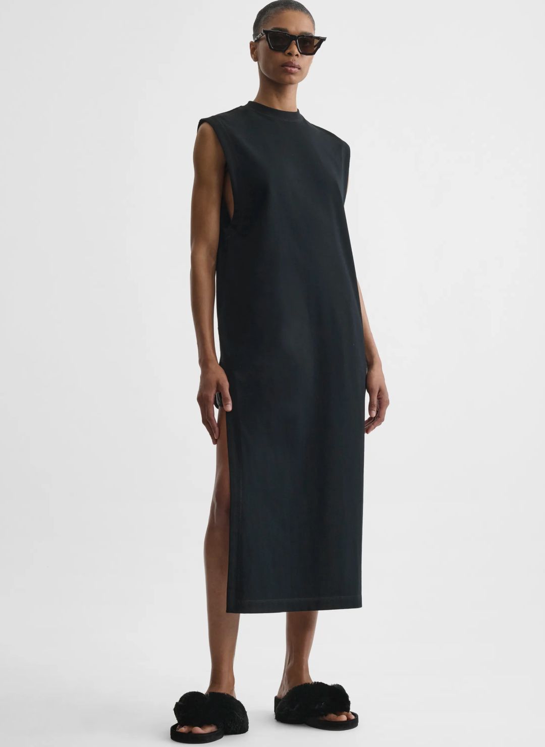 REVERSIBLE TRAIN TANK