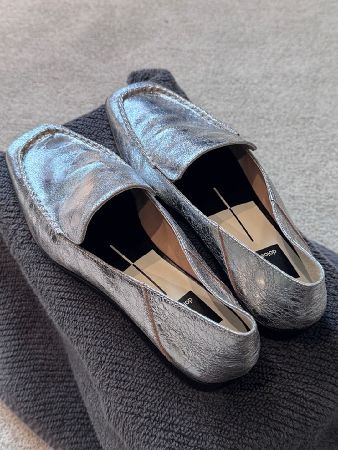 Dolce Vita Beny Flats Silver Distressed Leather - Size 8