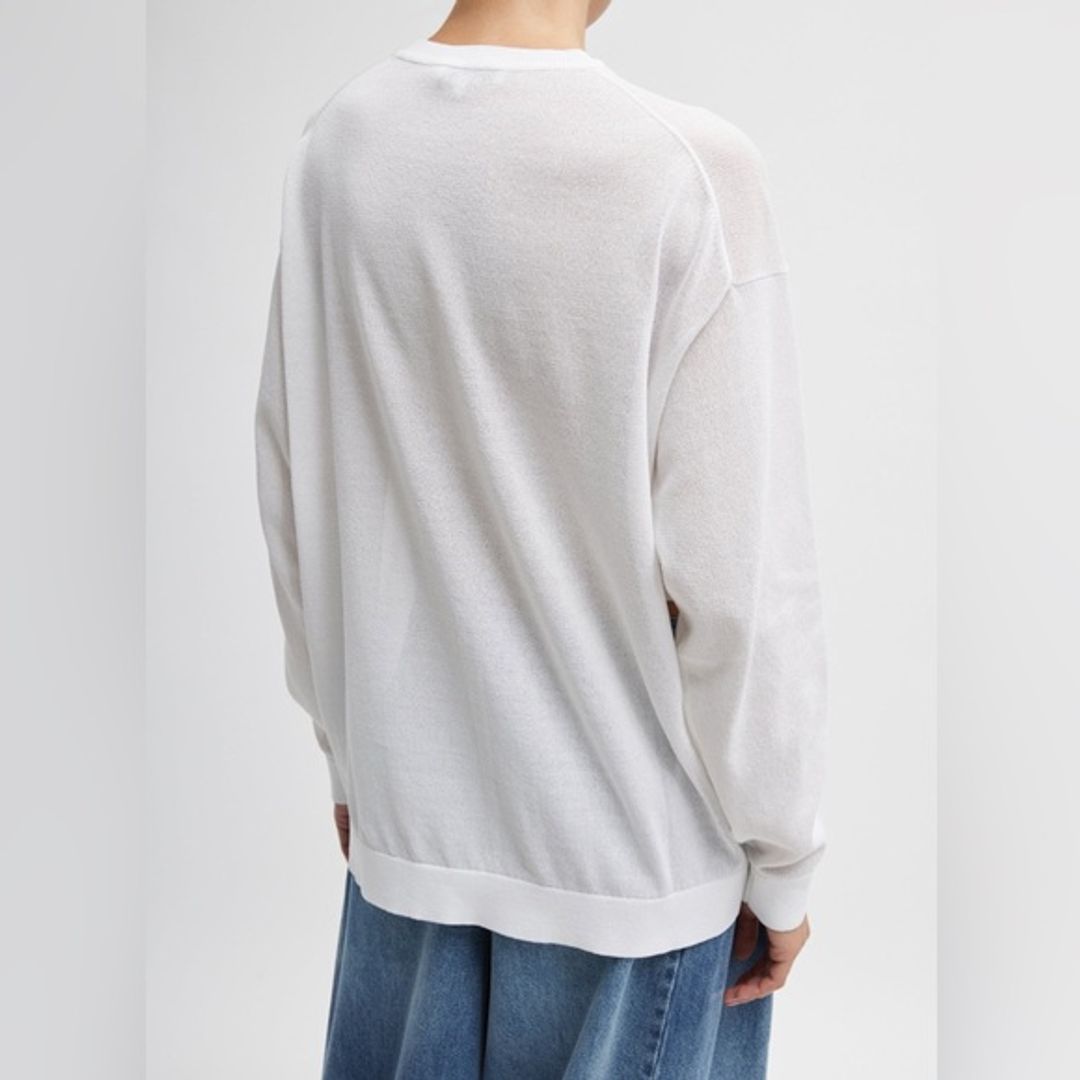 Crispy Sweater With Cut Out Detail