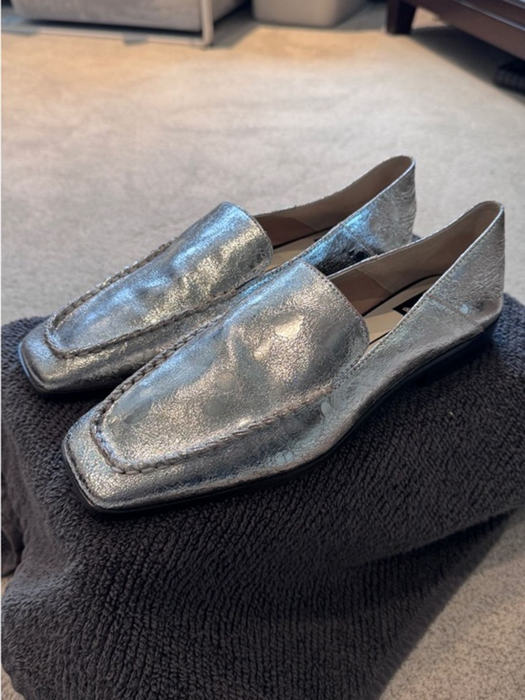 Dolce Vita Beny Flats Silver Distressed Leather - Size 8