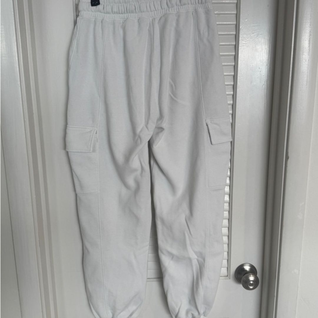 Abercrombie & Fitch Ivory/White Cargo Sweats with Multiple Pockets
