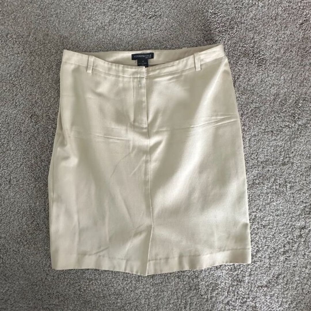 Kenneth Cole Cream Pencil Skirt