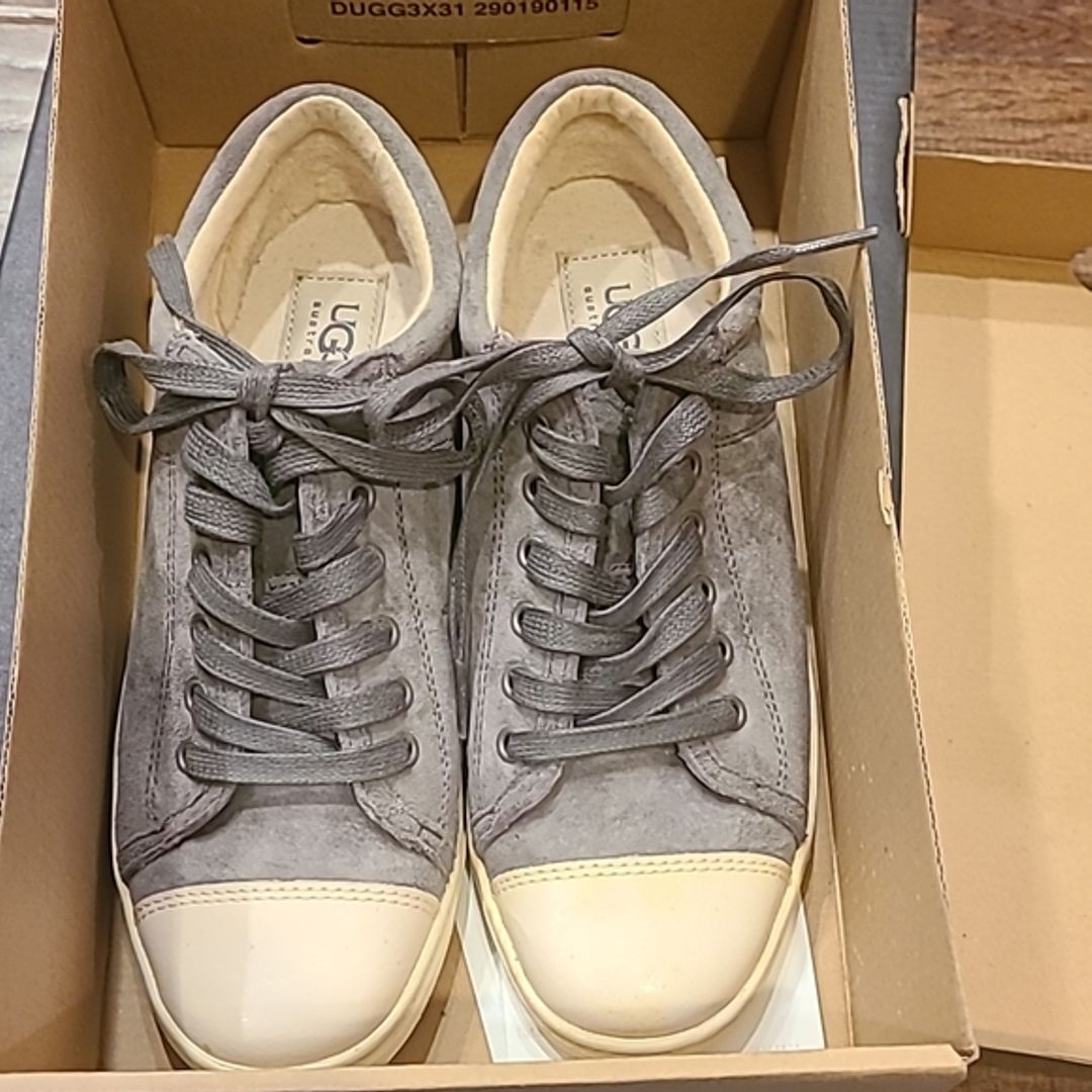 NWT Ugg Taya Sneakers