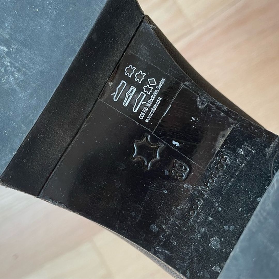 COS Black Leather Shoes 8 US (39 EU)