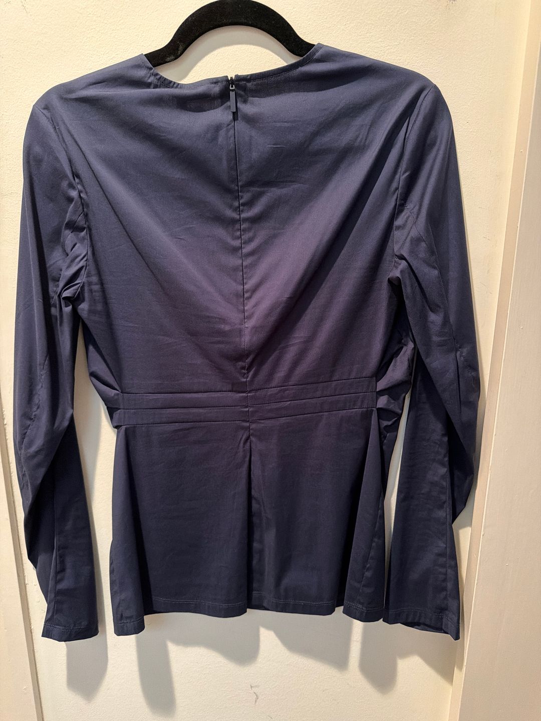 Stretch Cotton Nylon Square Neck Slim Circular Sleeve Top
