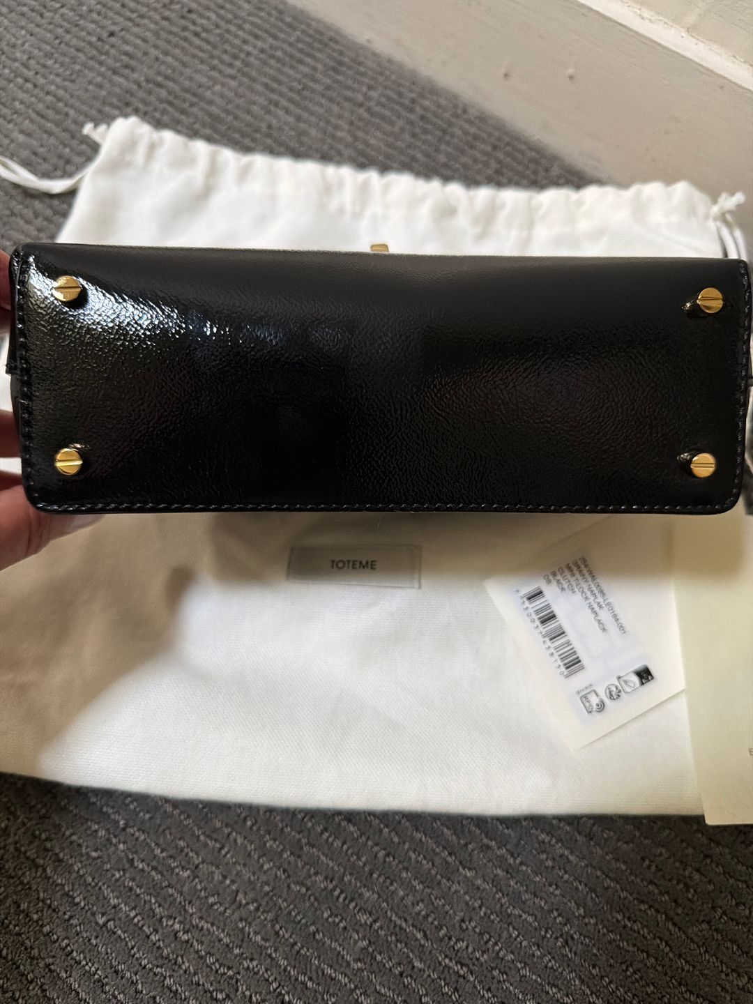 Mini T-lock naplack clutch black